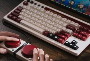 Obtenha o teclado inspirado no Famicom da 8BitDo pelo menor preço de todos os tempos