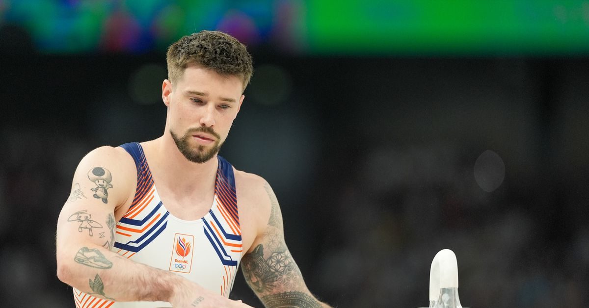 Ginasta olímpica Casimir Schmidt fala sobre tatuagens de jogos e Pokémon favoritos