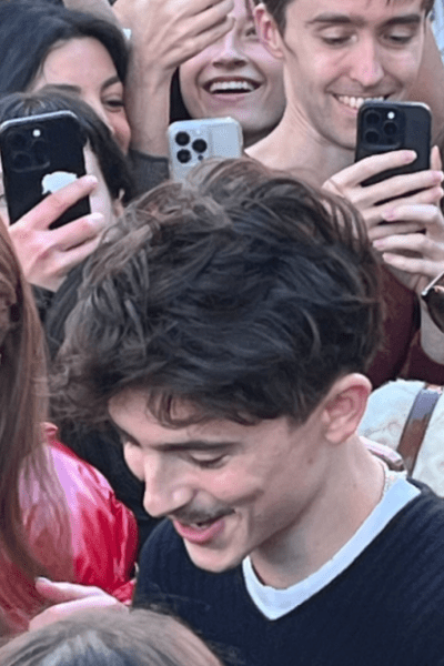 Timothée Chalamet participou de seu próprio concurso de sósias em Nova York