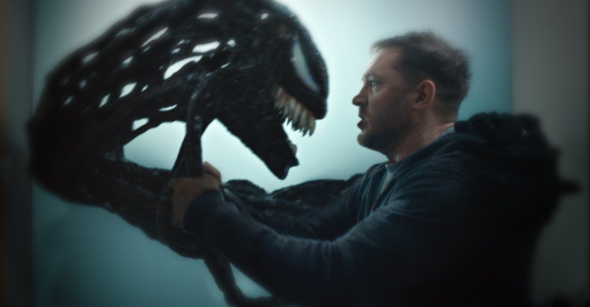 Venom: The Last Dance está em um romance tóxico consigo mesmo e com Tom Hardy