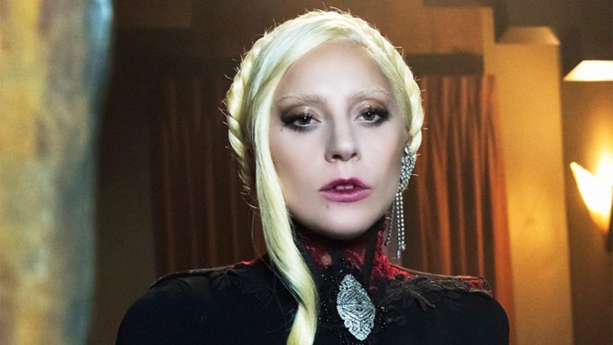 Lady Gaga deve aparecer na segunda temporada de Darker na quarta-feira