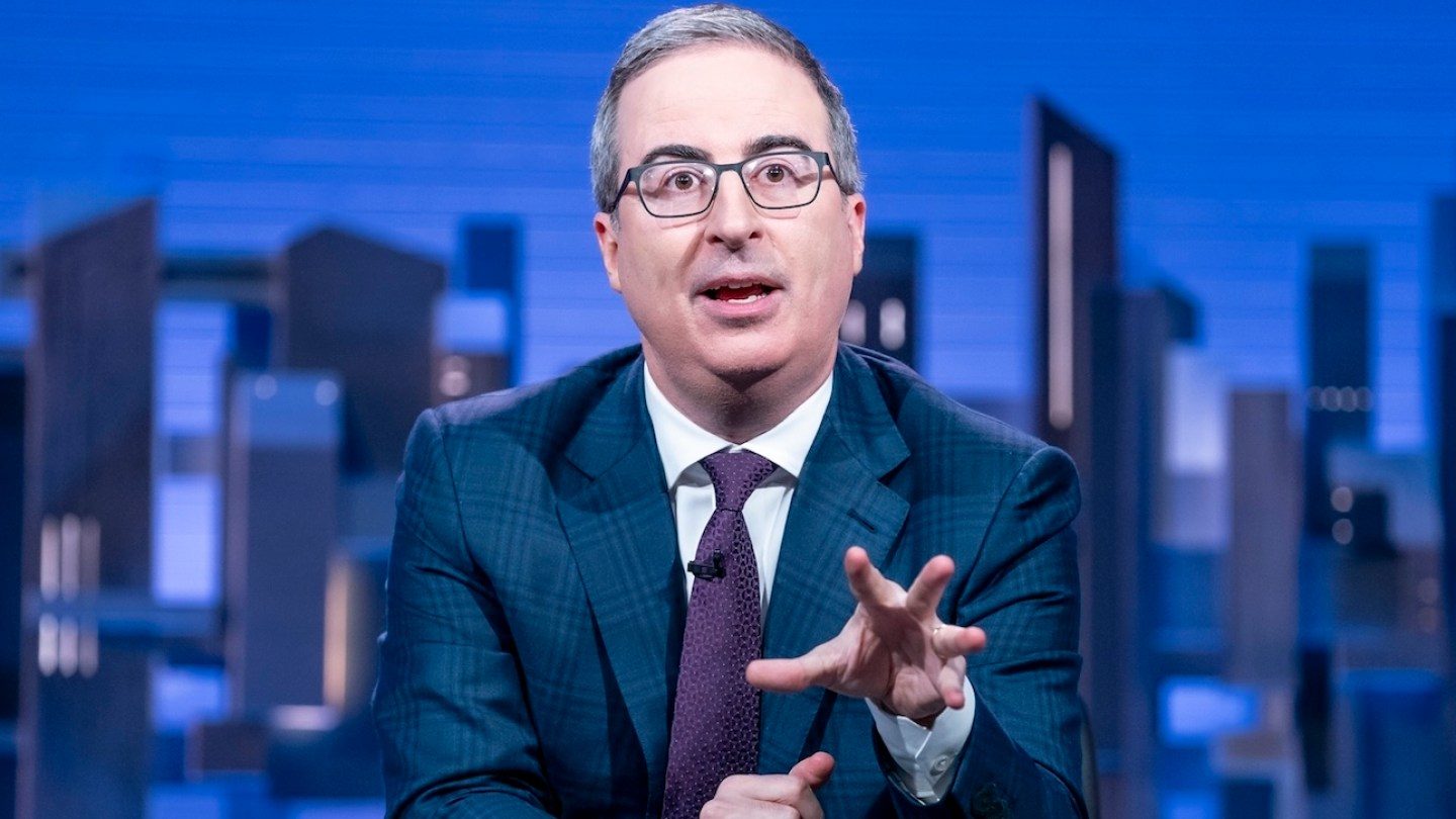 John Oliver zomba da equipe de Trump por adicionar editor do Atlantic para bate -papo em grupo