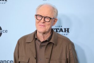 John Lithgow não esperava reação por ingressar na HBO 'Harry Potter' da HBO