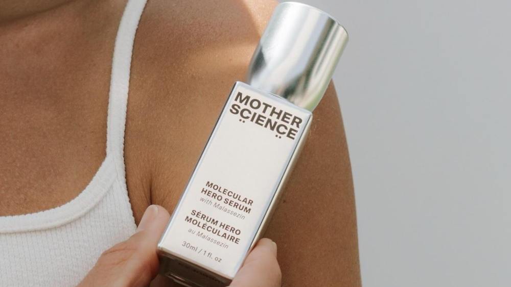 Mãe Ciência Molecular Herói Review 2025: Celebridades, preço, loja