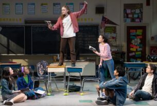 Sadie Sink faz o retorno da Broadway