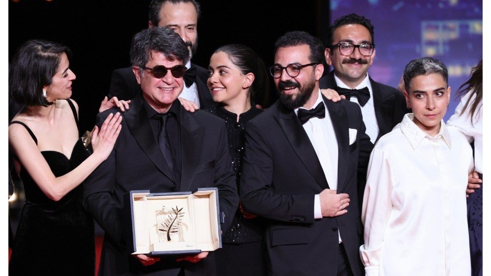 Jafar Panahi's Cannes Palme d'Or elogiado por Mohammad Rasoulov