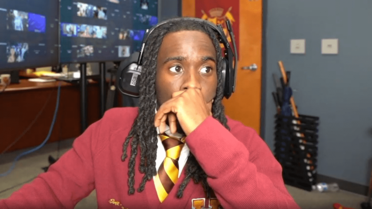 Kai Cenat Streamer University 'Demon Floor' cheirava a peidos