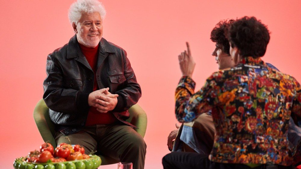Movistar+ revela as documentos de Pedro Almodóvar hospedados por Los Javis