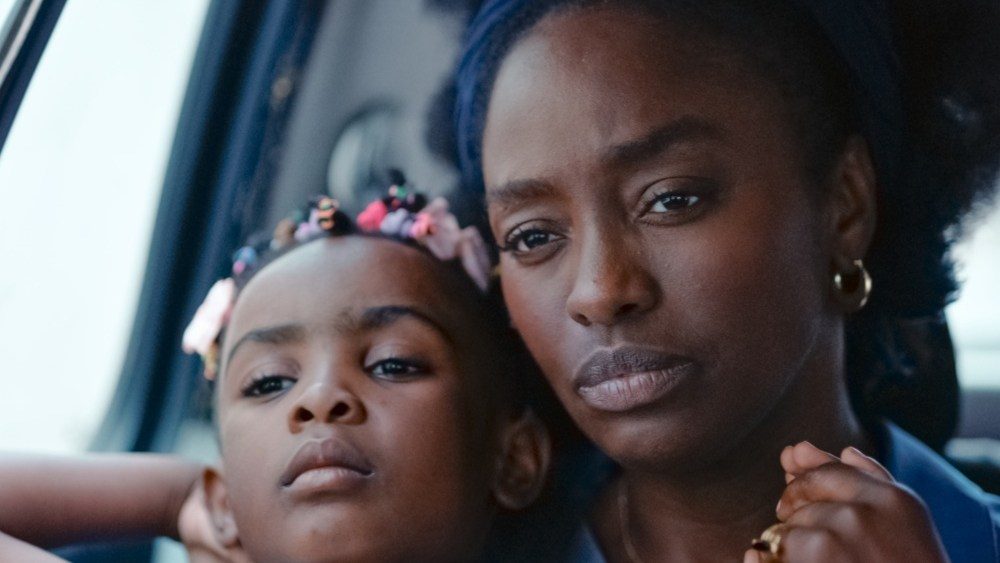 O trailer de estréia de Erige Sehiri 'Promised Sky' antes da estréia de Cannes