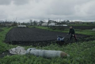 Um documentário anti-guerra auster sobre a Ucrânia
