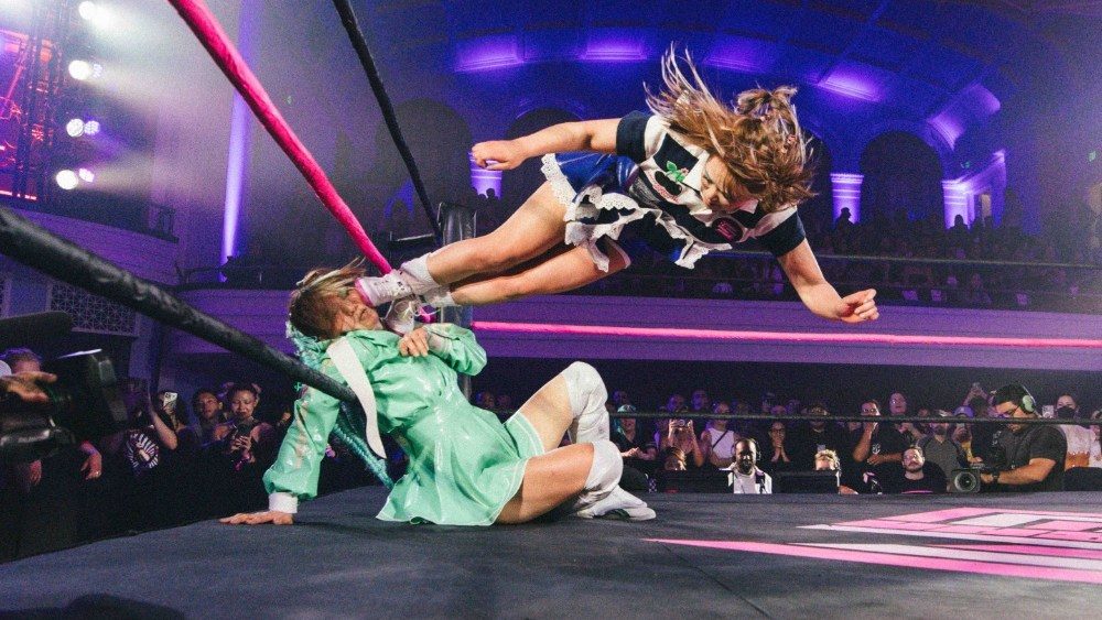 A Tiktok faz parceria com a Liga de Wrestling Japanese Sukeban for Anime Expo