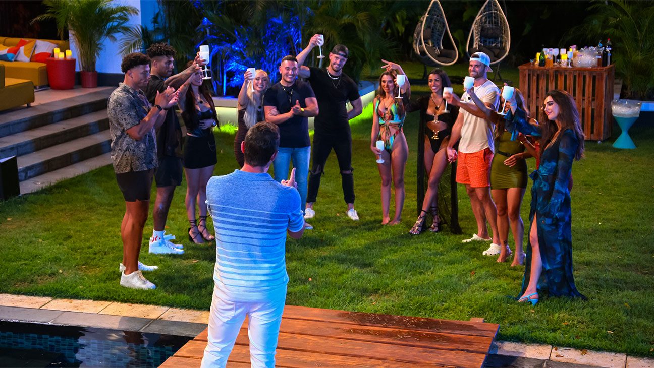 Chase Demoor, Dom Gabriel, Francesca Farago, Kariselle Snow, Joey Sasso, Shayne Jansen, Georgia Hassarati, Izzy Fairthorne, Nick Uhlenhuth, Savannah Palacio, Ines Tazi on Netflix's Perfect Match