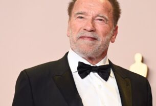 Arnold Schwarzenegger diz que o dia de pagamento de 'gêmeos' é maior de sua carreira