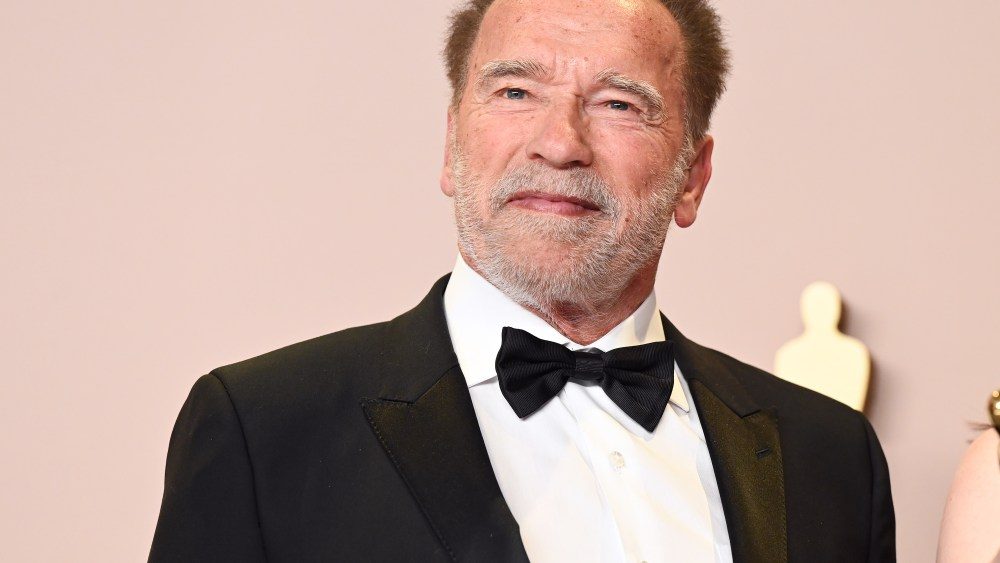 Arnold Schwarzenegger diz que o dia de pagamento de 'gêmeos' é maior de sua carreira