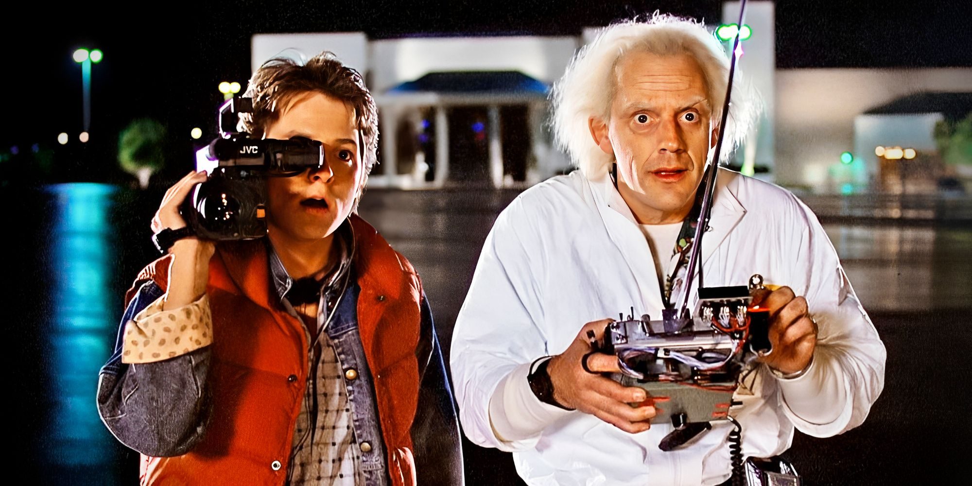 De volta ao futuro, Michael J. Fox, Christopher Lloyd e mais se une para localizar um dos adereços mais icônicos do filme