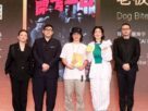 'Dog Mording Dog' ganha grande