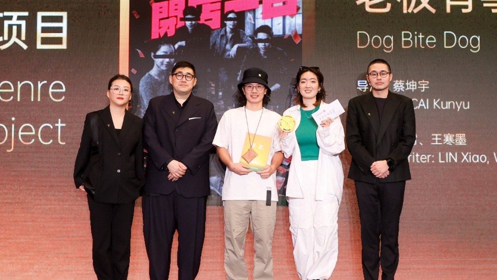 'Dog Mording Dog' ganha grande
