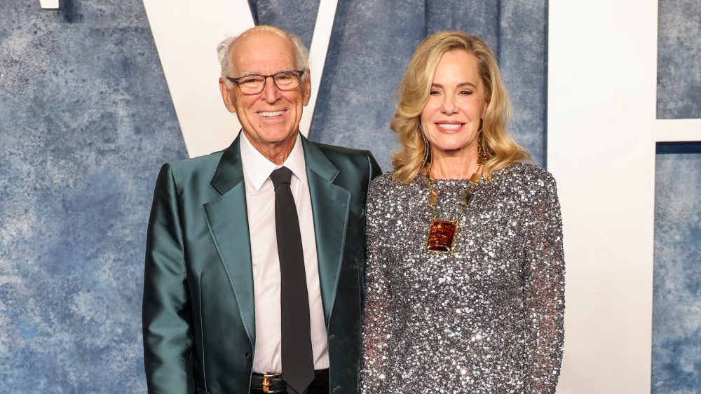 Os arquivos da esposa de Jimmy Buffett para remover o co-transportado em US $ 275 milhões