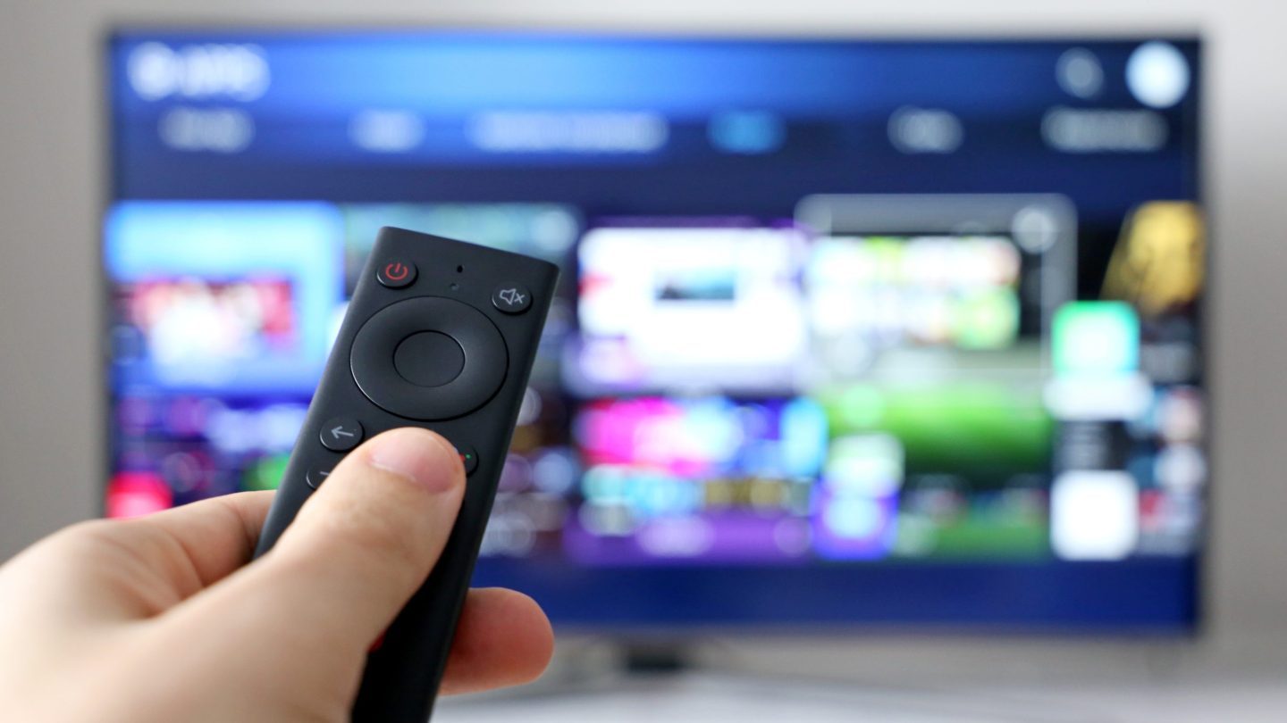 Os melhores serviços de transmissão de TV ao vivo de 2025: melhores ofertas, testes gratuitos