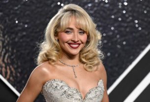 Sabrina Carpenter at the 2024 MTV Video Music Awards held at UBS Arena on September 11, 2024 in Elmont, New York.