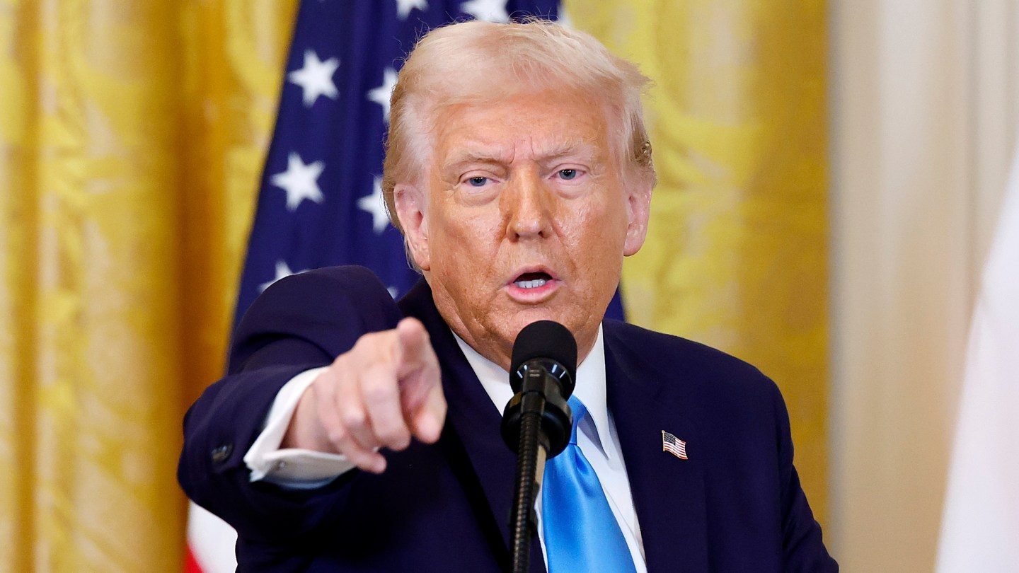 Trump Shadow atinge a Ficção e entretenimento Conecta na Espanha