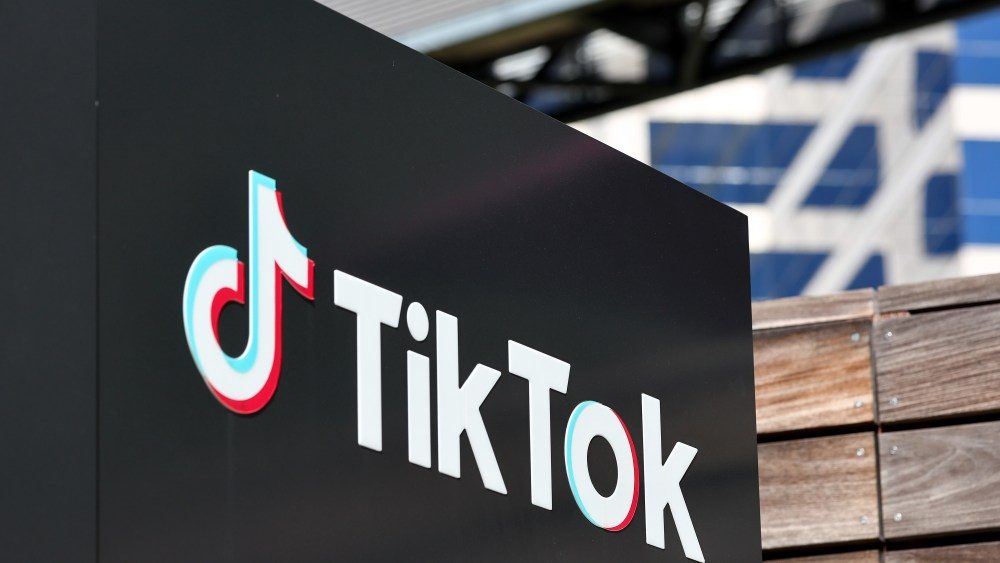 Trump 'desrespeitando a lei' com a Ordem Executiva de Tiktok, diz o senador dos EUA