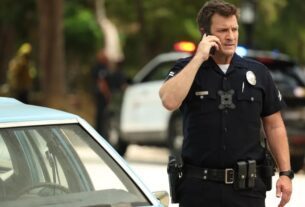 A estrela de 'The Rookie' Nathan Fillion no sucesso de Show e James Bond
