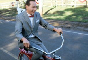 Bicicleta vermelha original de Pee-wee adquirida pelo Alamo