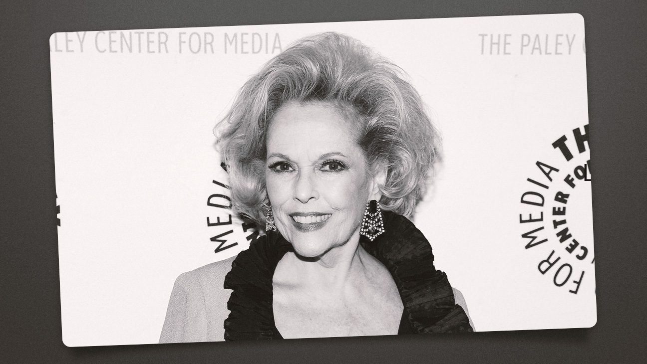 Eileen Fulton smiling on a carpet