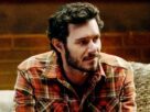O Big Milestone de Adam Brody é um lembrete para assistir ao icônico programa de TV que o tornou famoso