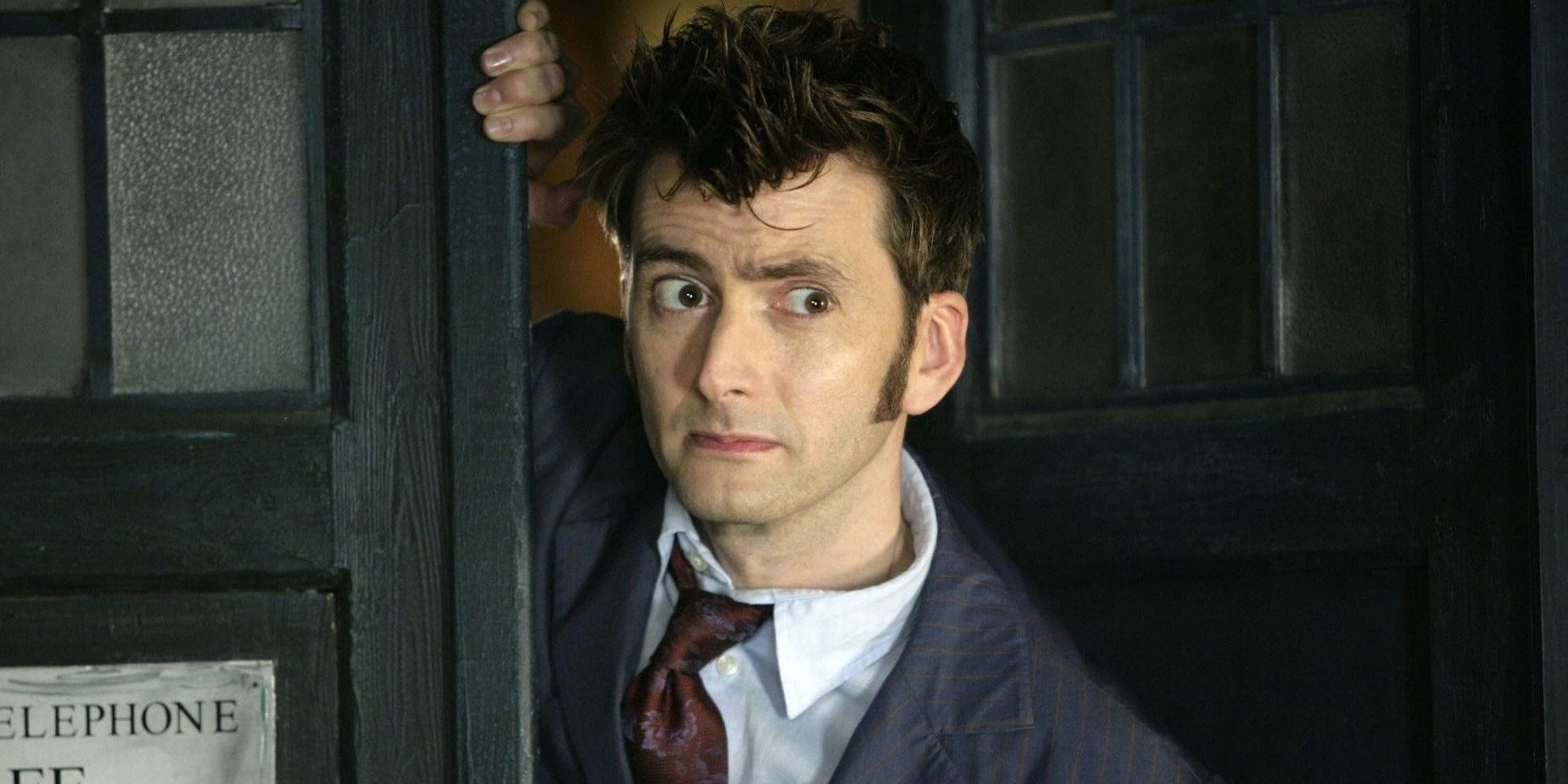O décimo médico estabeleceu seu destino como o Time Lord Victorious em seu primeiro episódio Doctor Who