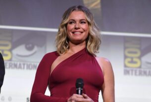 Rebecca Romijn diz 'Avengers: Doomsday' Script não terminou