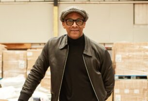 Apresentador da Jay Blades da BBC 'Repair', acusada de estupro