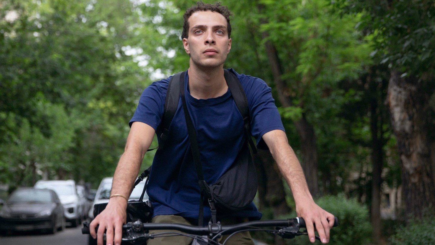 Filme 'Inside Amir' sobre emigrando de Teerã, Irã: Trailer de Veneza