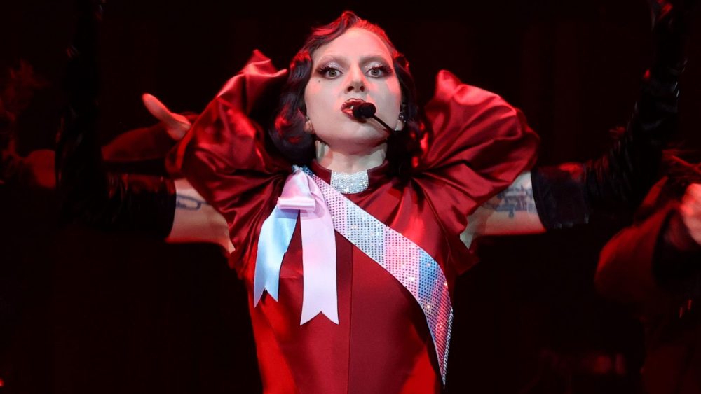 Lady Gaga anuncia a data de lançamento de 'The Dead Dance'