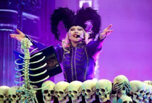 Lady Gaga pronto para realizar