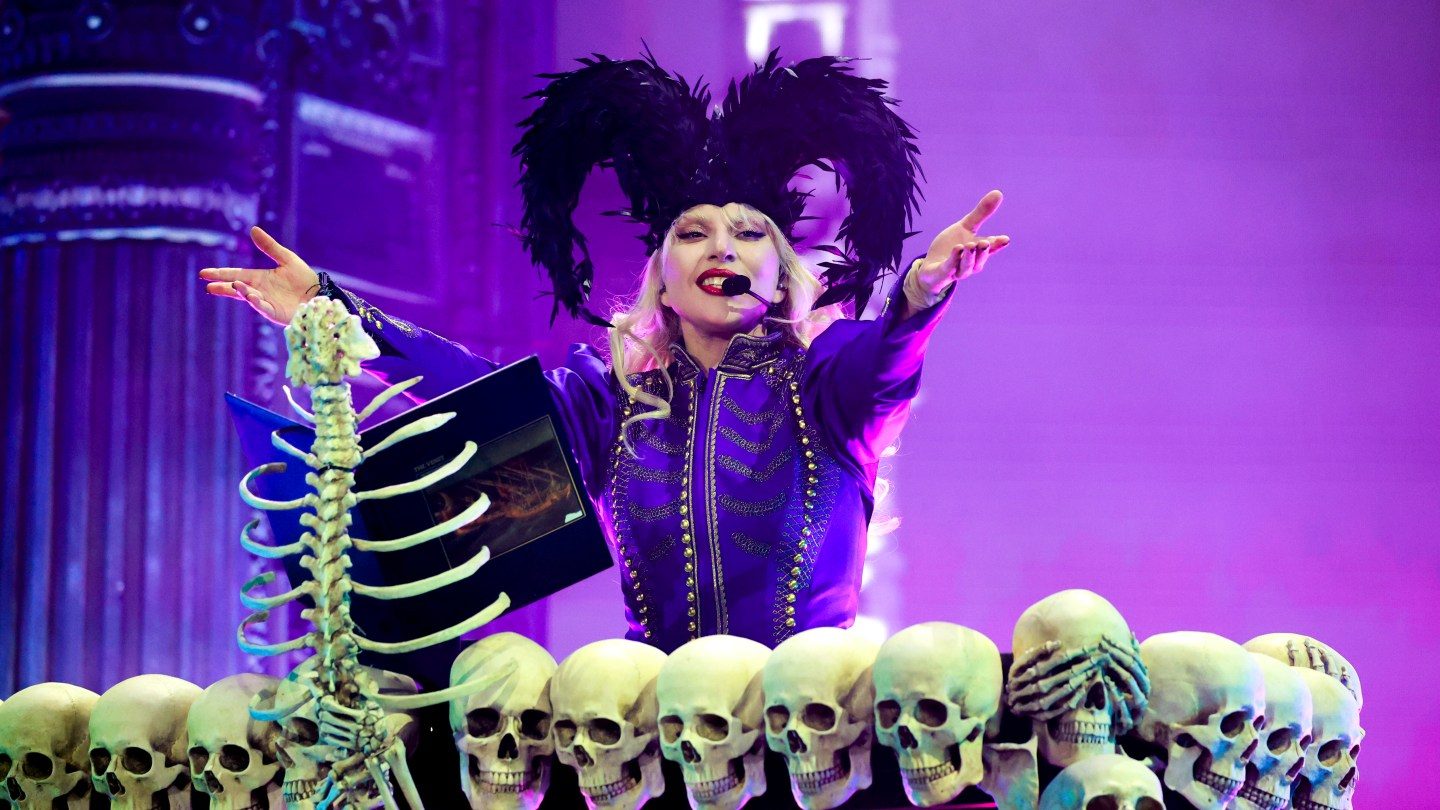Lady Gaga pronto para realizar