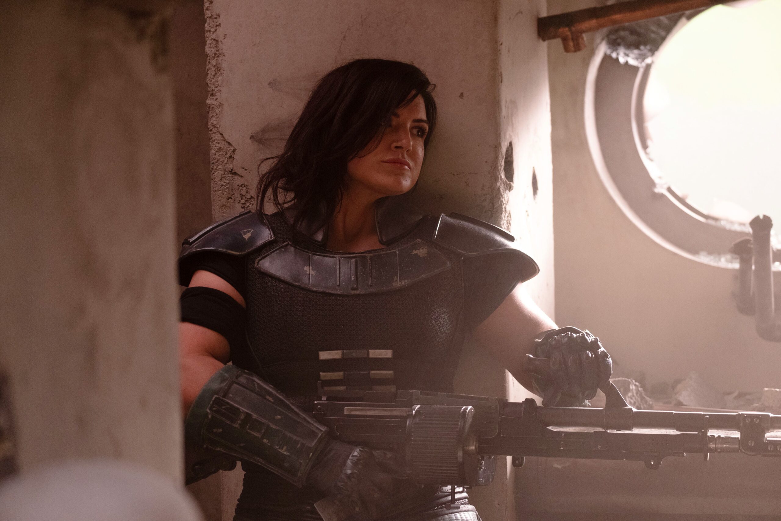 O assentamento do processo de Gina Carano de Guerra nas Estrelas deixa a porta aberta para o devolução mandaloriana