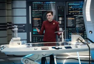 Strange New Worlds finalmente respondeu a uma enorme pergunta Holodeck após 52 anos