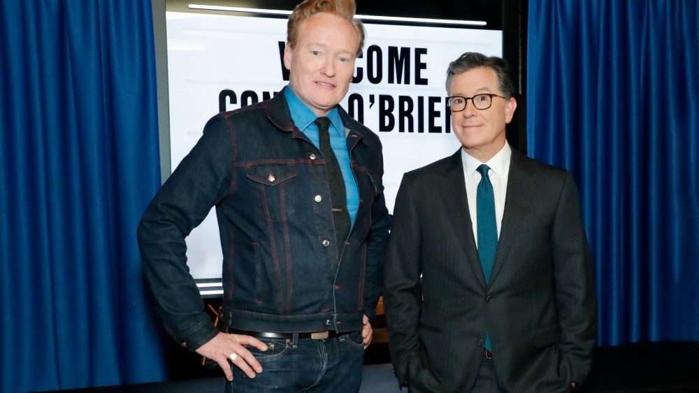 Tarde da noite está morrendo, mas Stephen Colbert é "essencial"