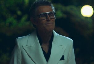 Willem Dafoe em Retrato de Bilionário Grego em 'The Birthday Party'