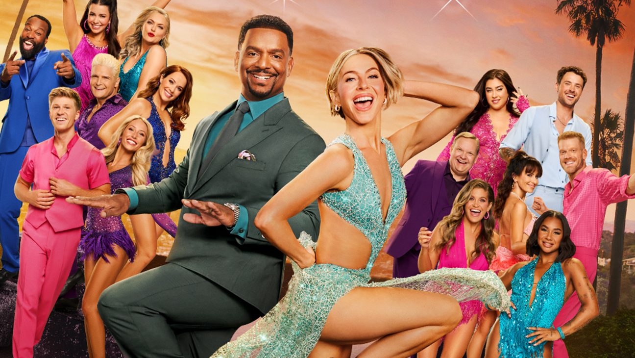'Dancing With the Stars' Season 34 Cast and Hosts Alfonso Ribeiro and Julianne Hough