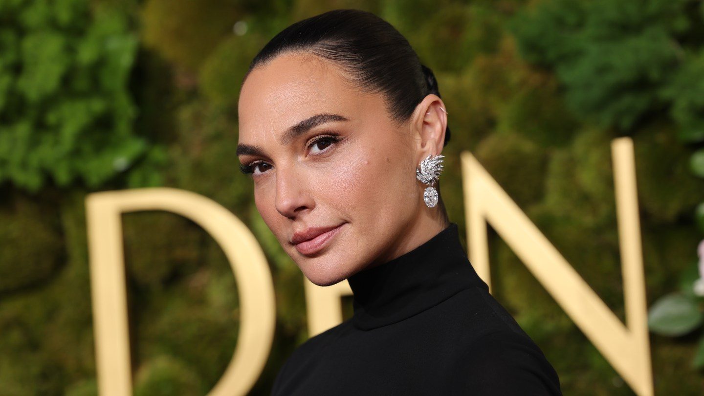 Gal Gadot é sufocado, solicita orações urgentes por reféns israelenses