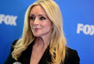 Jane Krakowski para estrelar 'Oh, Mary!' na Broadway