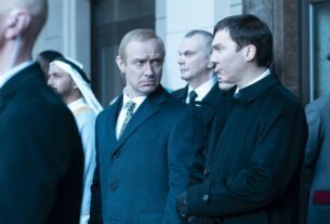 Jude Law como Vladimir Putin não pode salvar este trabalho tedioso
