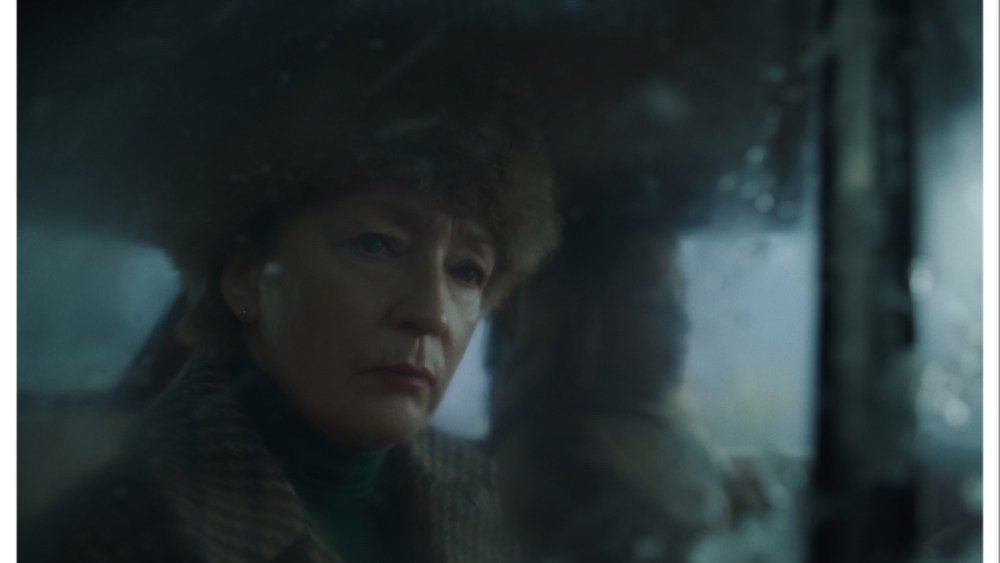 Lesley Manville vai para a Polônia no 'Winter of the Crow' de Kasia Adamik
