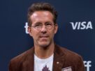 O telefone de Ryan Reynolds interrompe a cena emocional de Denzel Washington em casa segura