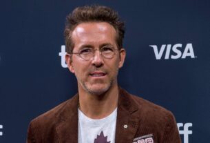 O telefone de Ryan Reynolds interrompe a cena emocional de Denzel Washington em casa segura