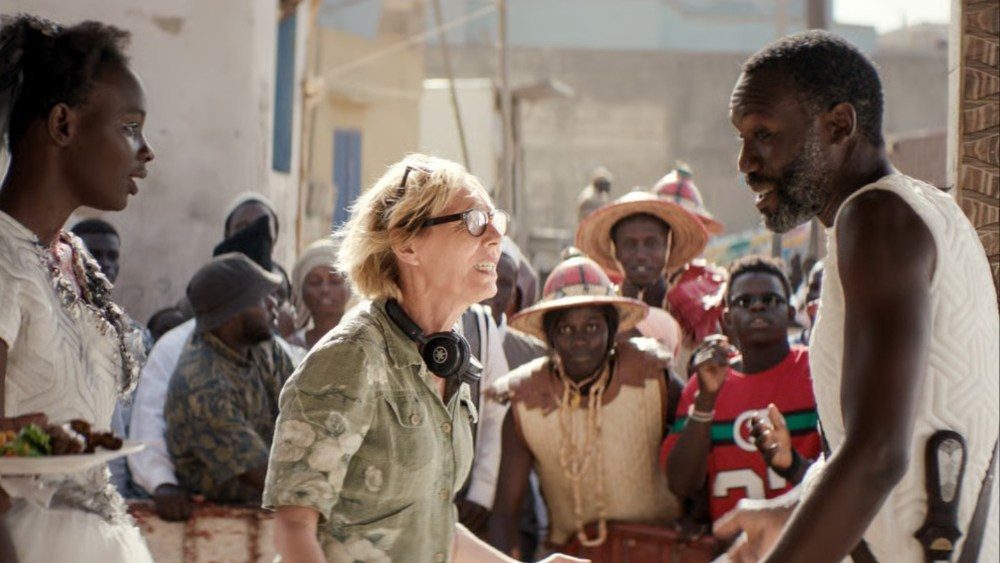 O trailer de estreia de Ulrich Köhler 'Gavagai' como filmes em Zurique