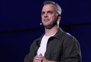 Pete Hines appears on a stage.